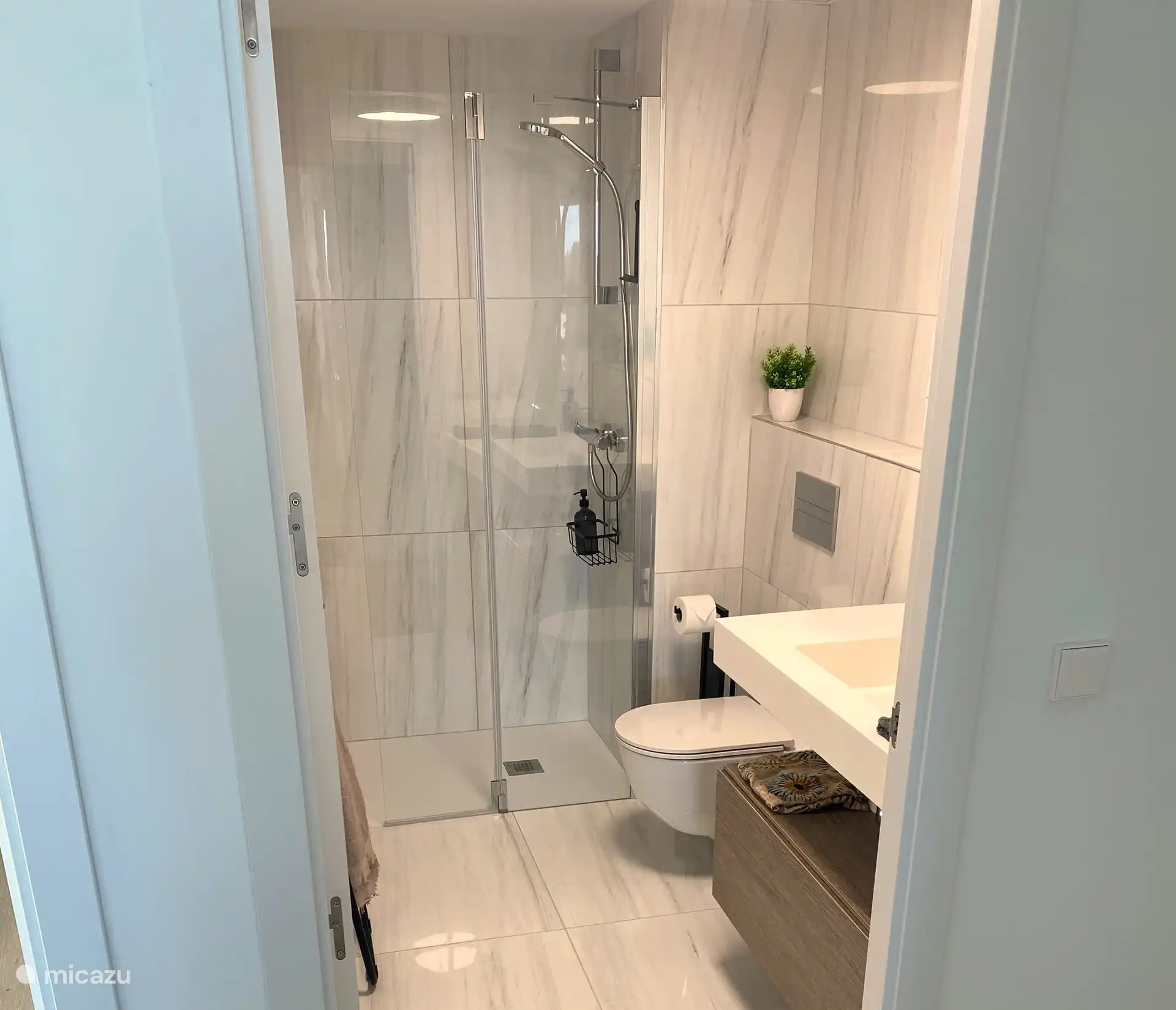 Beach Apartment Vista Torres - Tweede badkamer. 