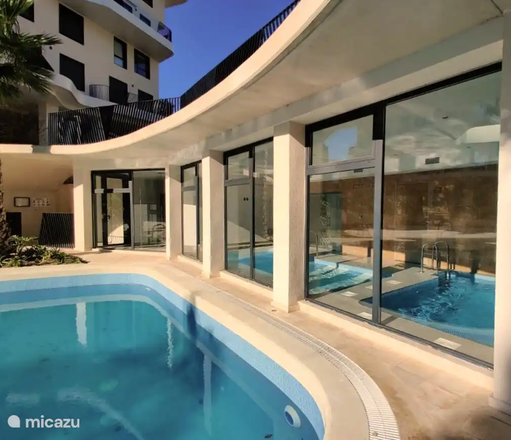 Beach Apartment Vista Torres - Buitenzwembad en verwarmd binnenzwembad. 