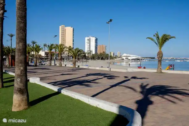 Paseo de Santiago de la Ribera