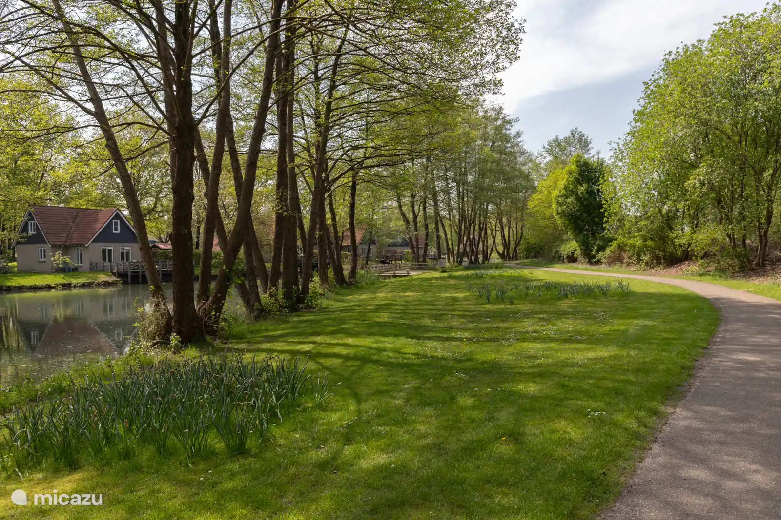 Schöne Spaziergänge und Radtouren im Park und in der Umgebung.