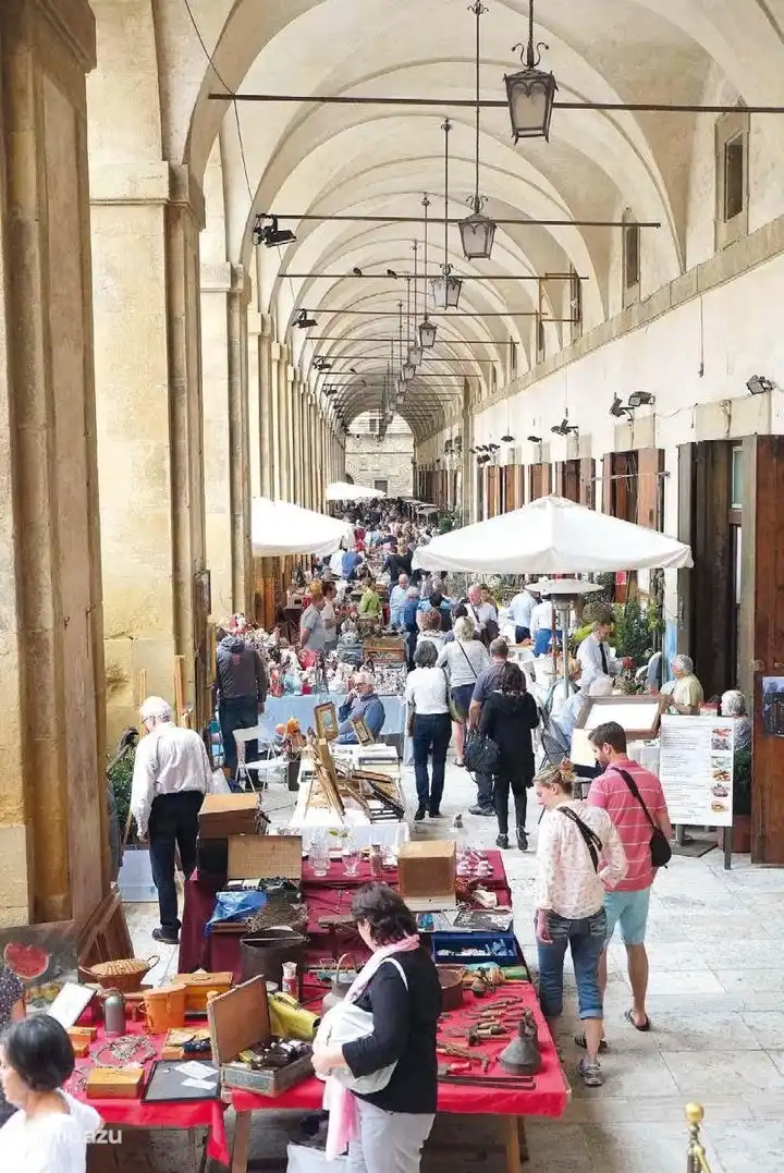 Marché d’antiquités d’Arezzo 