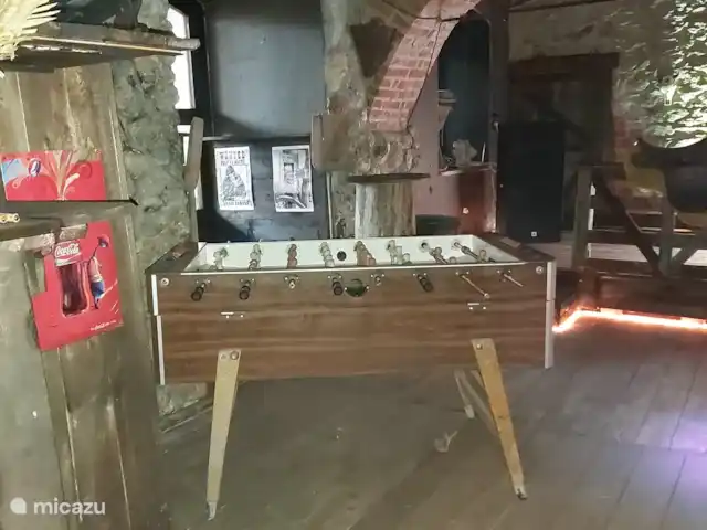 apartamento en República Checa, Sur de Bohemia, Strunkovice Nad Blanicí – Zichovec El corral de las cabras Futbolín en el bar