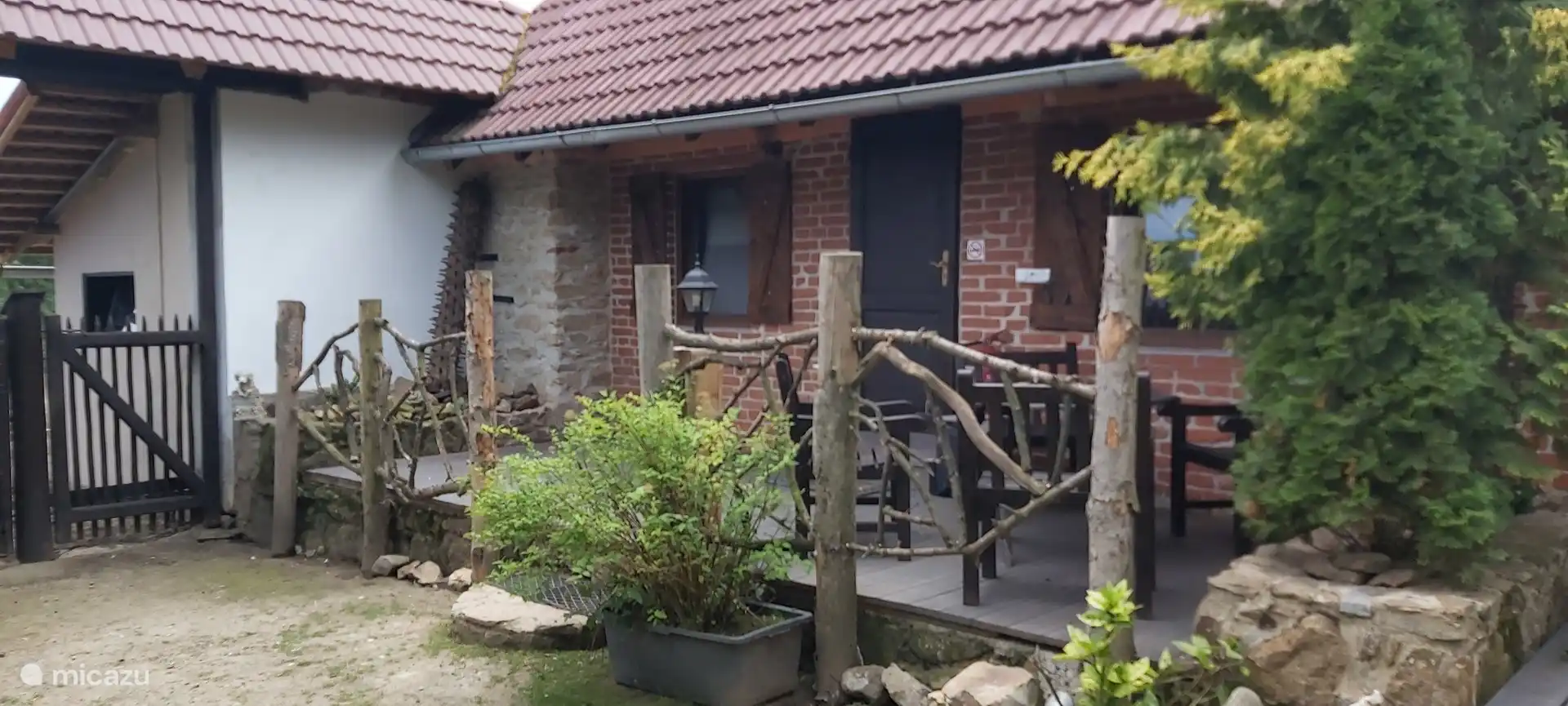 The terrace at the apartment.