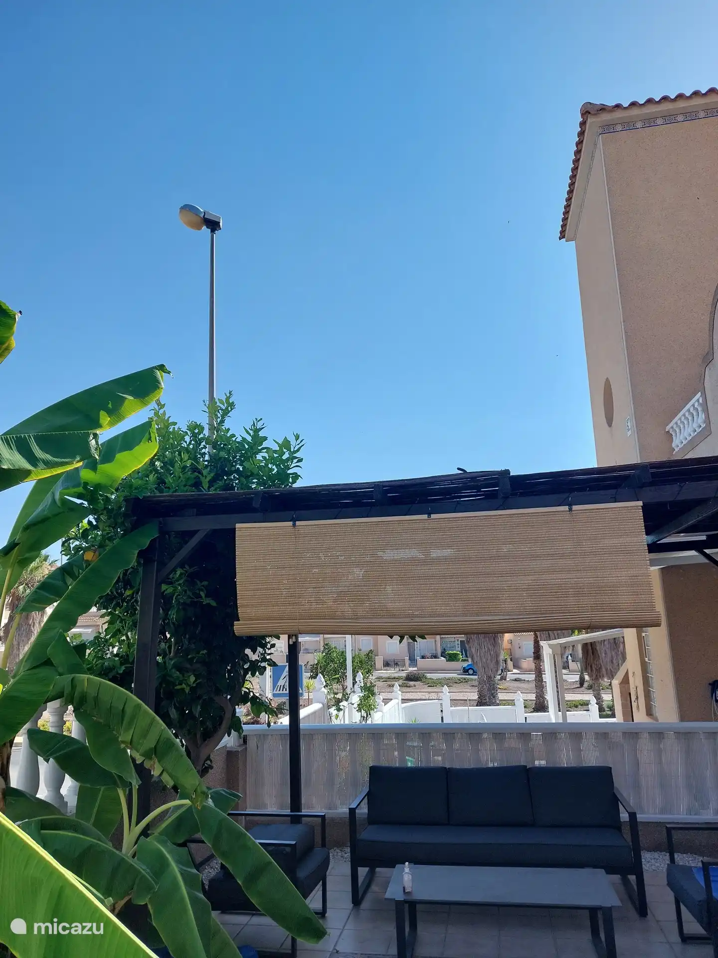 Lounge set in sun or shade