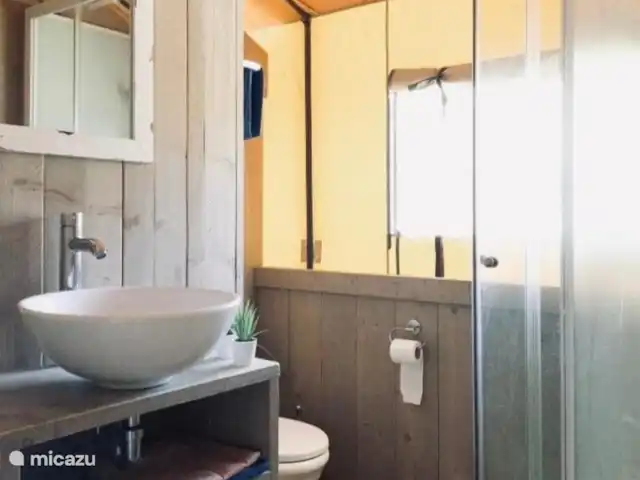 Glamping vakantie Viareggio huren in Italië, Toscane, Viareggio - glamping / safaritent / yurt Badkamer