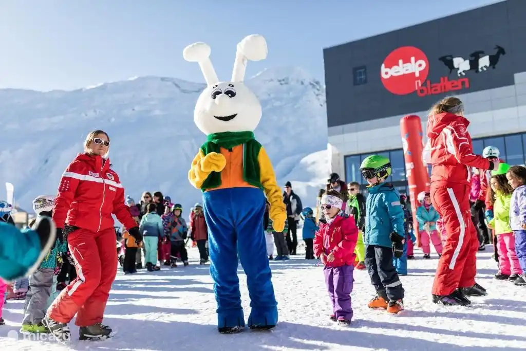 The mascot of the Belalp Ski School. 
