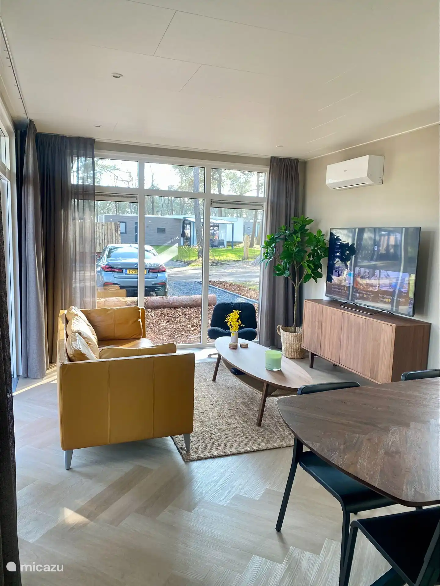 cozy living room with free wifi