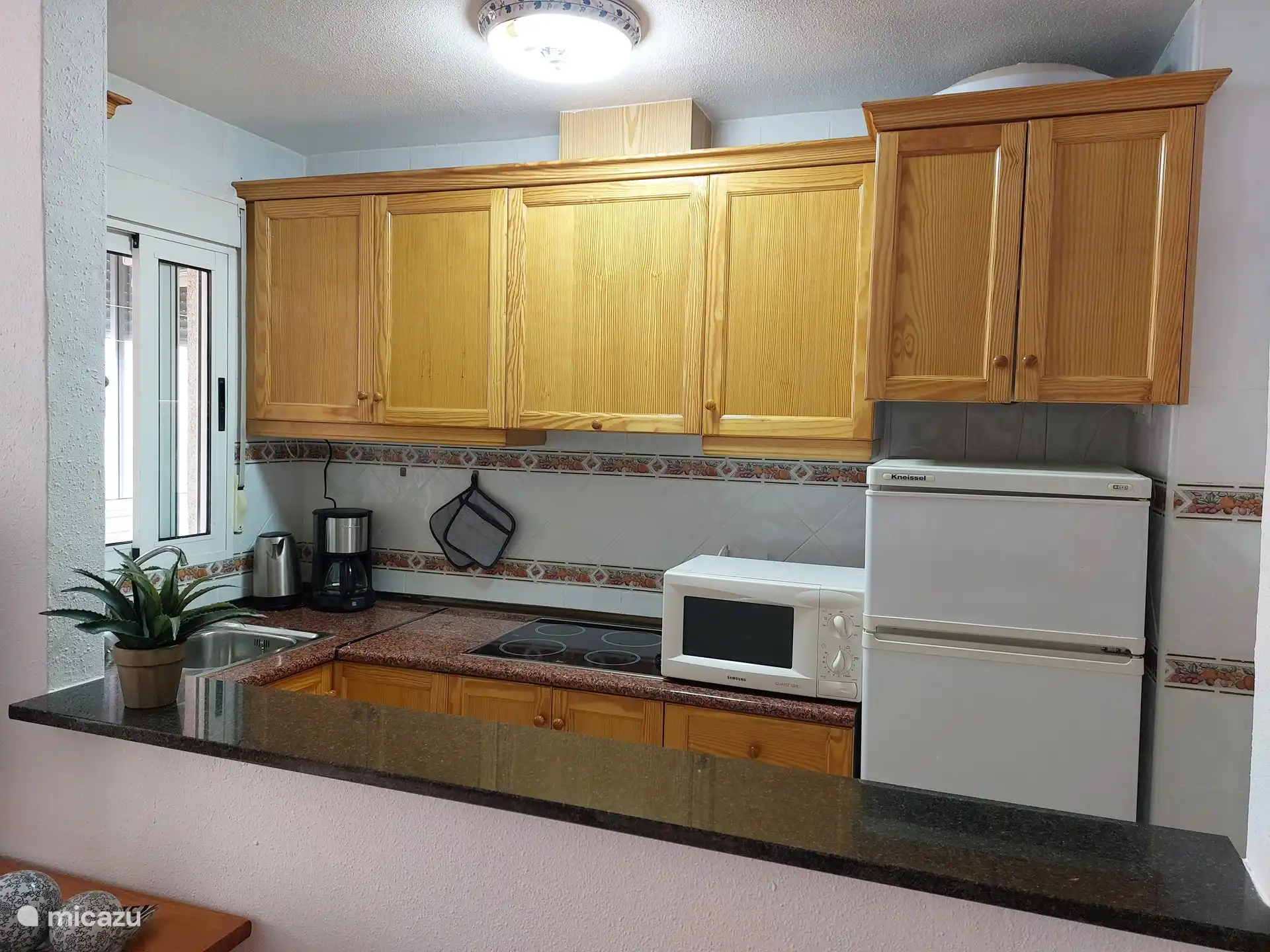 Vista de la cocina desde la sala de estar