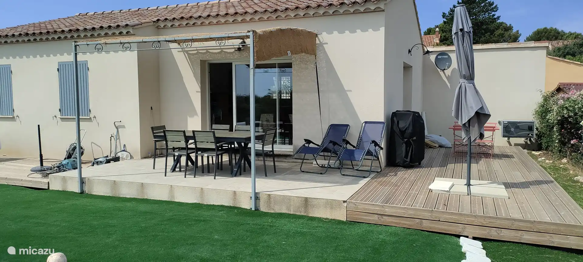 Terrasse + extra schattige Terrasse