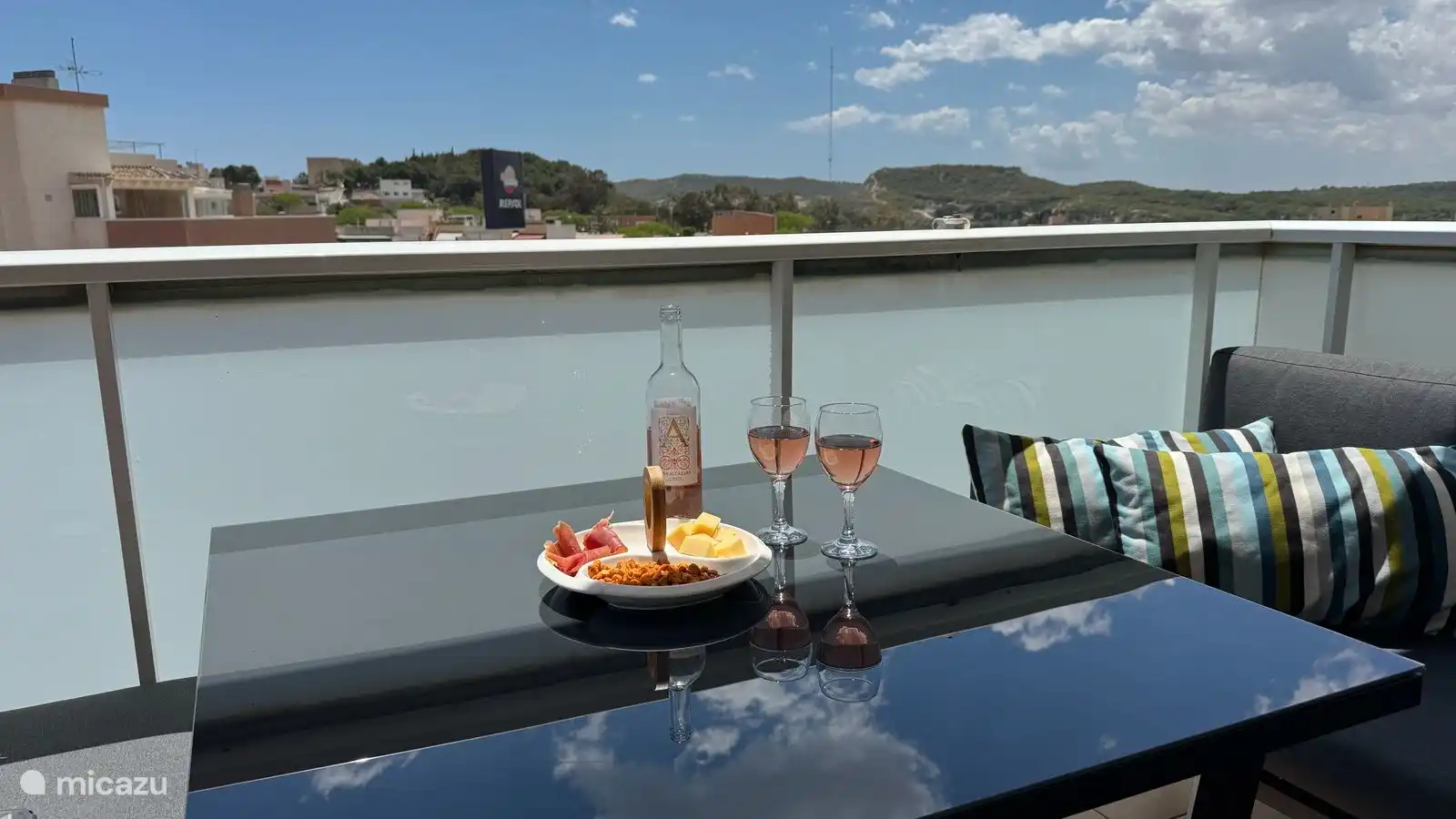 Balcón orientado al sur. 