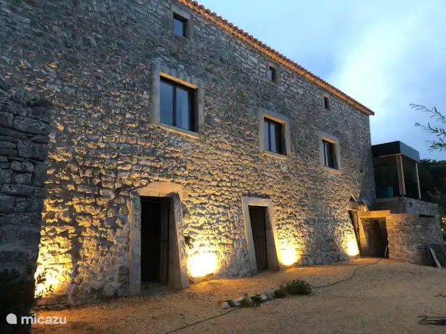 Le Quartier - Gilbert Becaud en Francia, Ardecha, Banne-Pigère - casa rural / cabaña