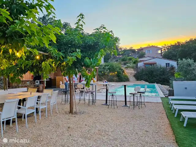 Le Quartier - Gilbert Becaud en Francia, Ardecha, Banne-Pigère - casa rural / cabaña