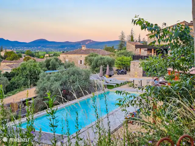Le Quartier - Gilbert Becaud en Francia, Ardecha, Banne-Pigère - casa rural / cabaña