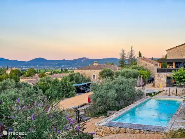 Le Quartier - Gilbert Becaud en Francia, Ardecha, Banne-Pigère - casa rural / cabaña