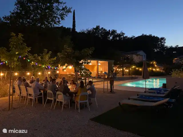 Juego de petanca, Francia, Ardecha, Banne-Pigère, casa rural / cabaña Le Quartier - Serge Gainsbourg