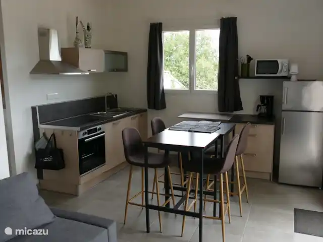 Juego de petanca, Francia, Ardecha, Banne-Pigère, casa rural / cabaña Le Quartier - Serge Gainsbourg