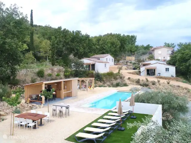 Le Quartier - Edith Piaf en Francia, Ardecha, Banne-Pigère - casa rural / cabaña