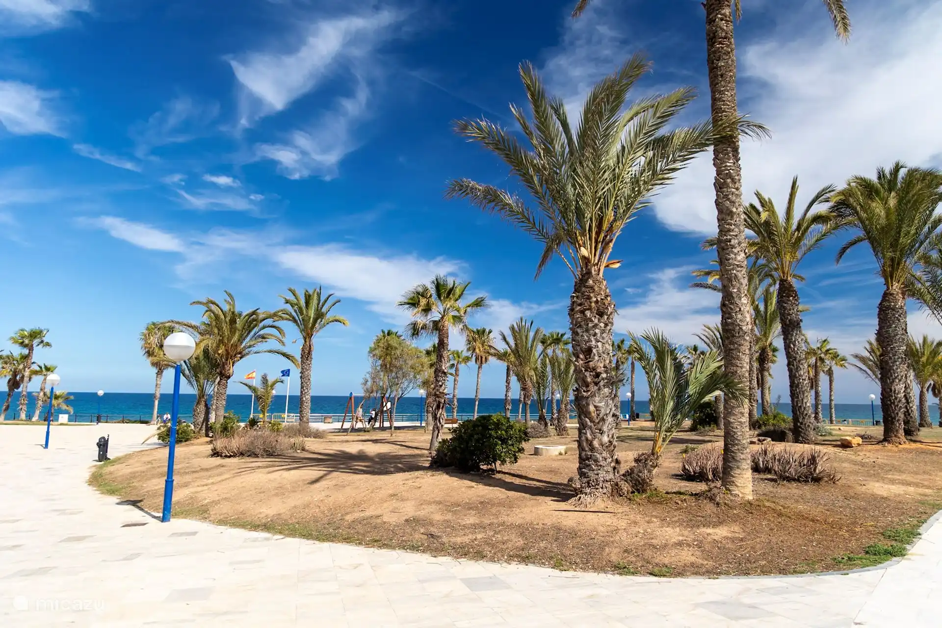 A pocos minutos en coche se puede disfrutar de esta hermosa zona, donde a menudo caminamos o montamos en scooter. También puedes disfrutar de un buen restaurante aquí.  