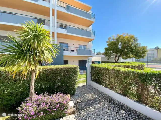Location de Vacances Portugal, Algarve, Lagos, appartement - Samba Jardin et accès magnifiquement aménagés.