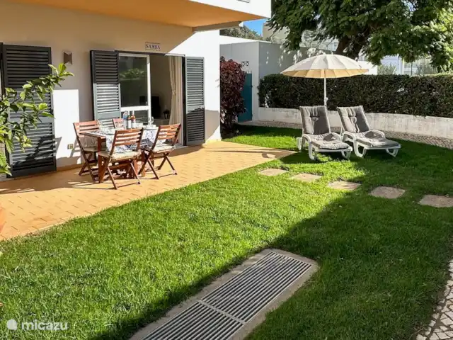 Location de Vacances Portugal, Algarve, Lagos, appartement - Samba Petit-déjeuner, déjeuner ou dîner sur votre propre terrasse ou manger dans le port, en ville ou à la plage.