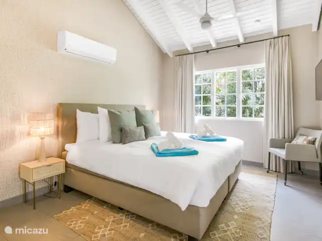 Villa Toucan Curacao huren in Curaçao, Banda Ariba (oost), Jan Thiel - villa Grote slaapkamer met badkamer ensuite