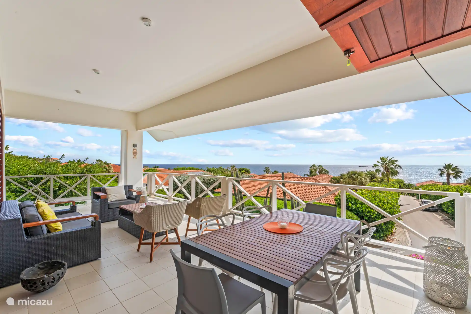 Träumen Sie auf der eigenen Terrasse mit Panoramablick