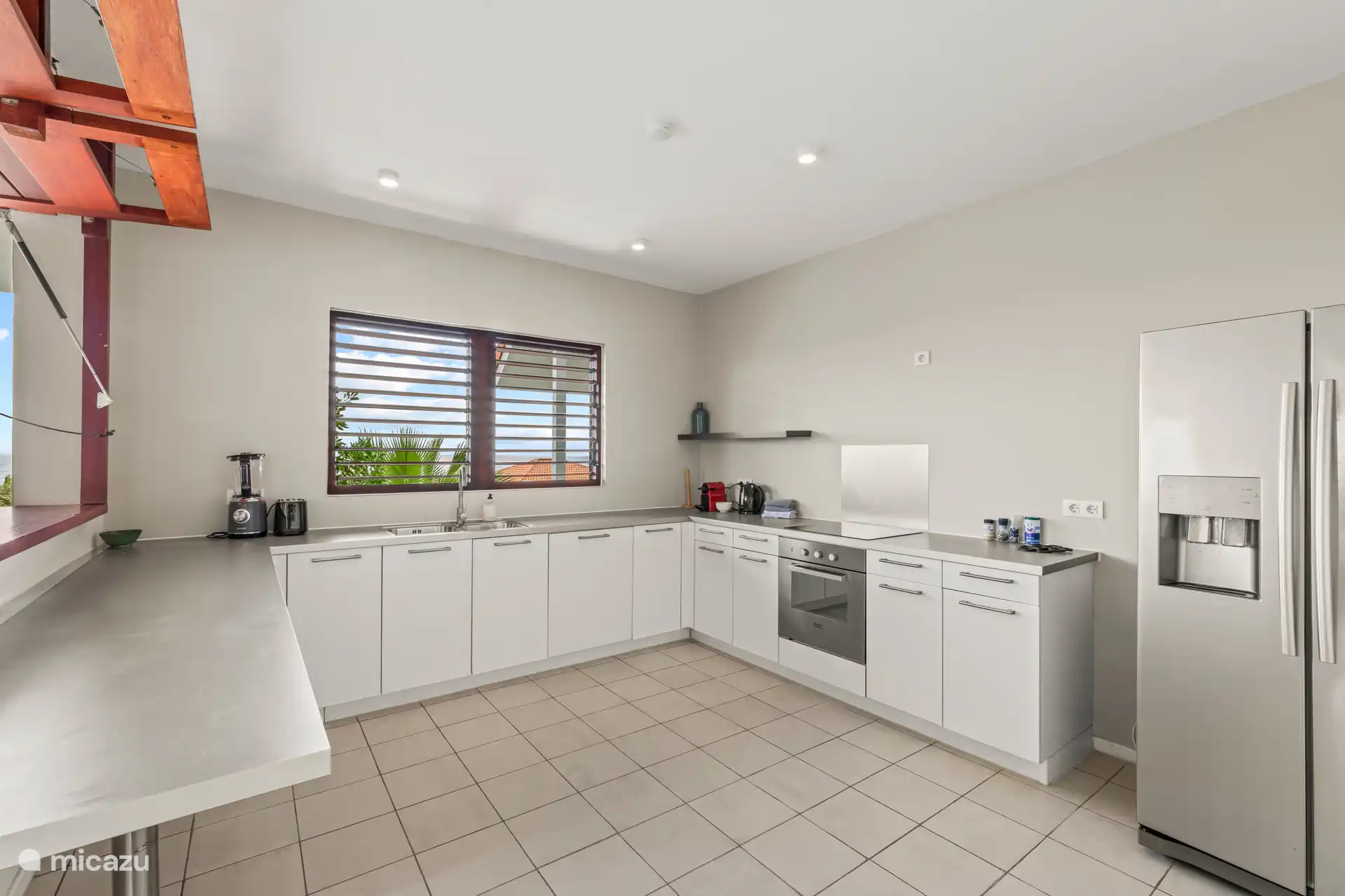 Offene Küche mit schöner Aussicht