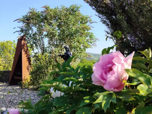 vakantiehuis huren in Italië, Piëmont, Niella Belbo – Vakantiehuis Casa Bella Nuova Terras 2