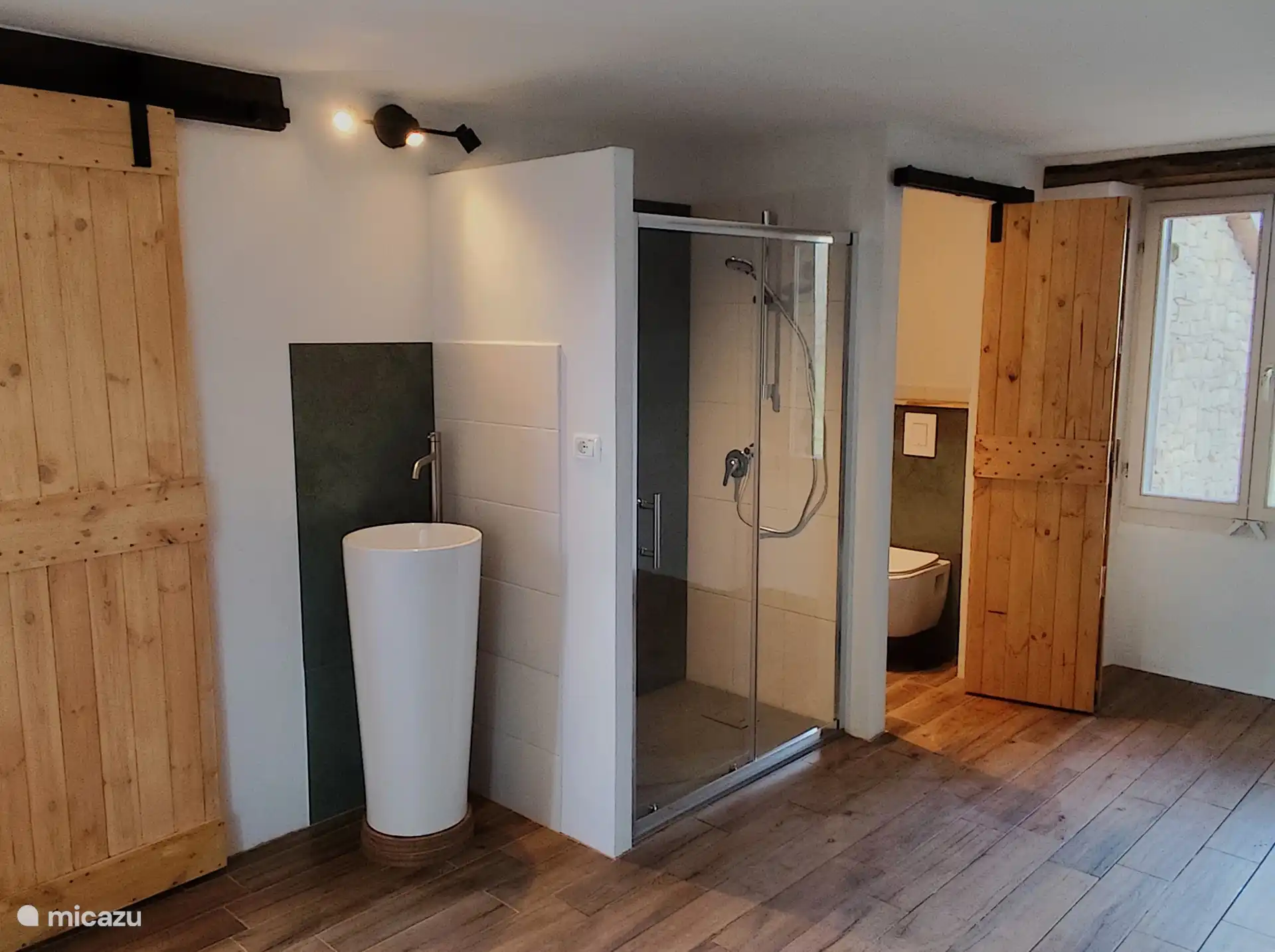 Offenes Badezimmer Schlafzimmer 2