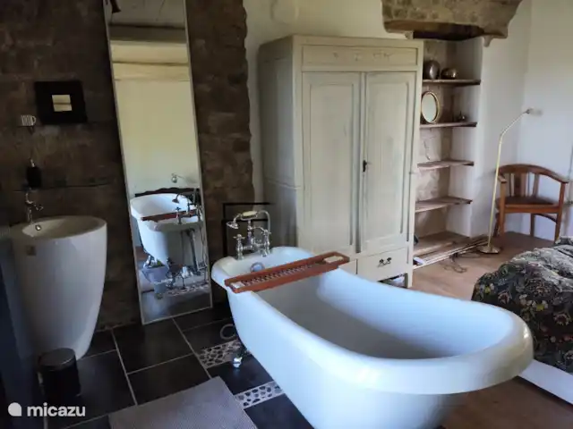 vakantiehuis huren in Italië, Piëmont, Niella Belbo – Vakantiehuis Casa Bella Nuova Slaapkamer