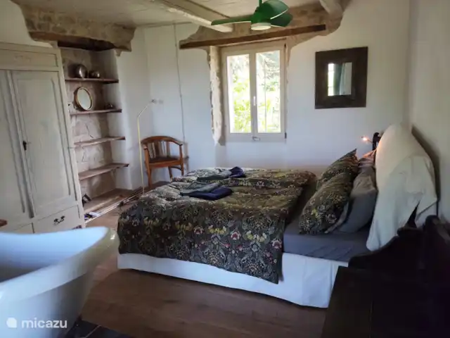 vakantiehuis huren in Italië, Piëmont, Niella Belbo – Vakantiehuis Casa Bella Nuova Slaapkamer