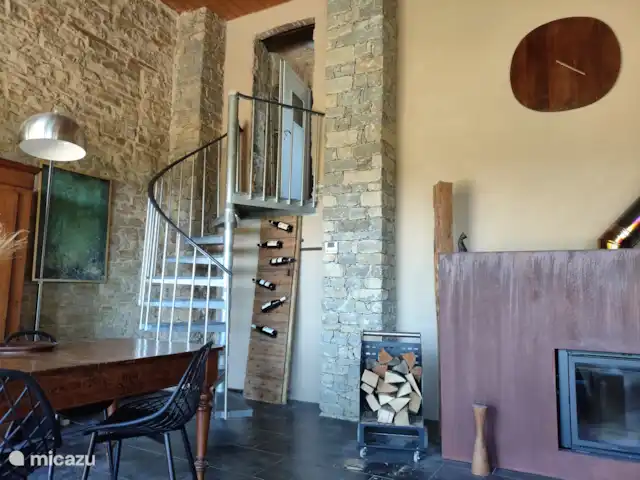 vakantiehuis huren in Italië, Piëmont, Niella Belbo – Vakantiehuis Casa Bella Nuova Woonkamer