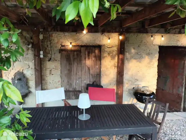 vakantiehuis huren in Italië, Piëmont, Niella Belbo – Vakantiehuis Casa Bella Nuova Terras 3