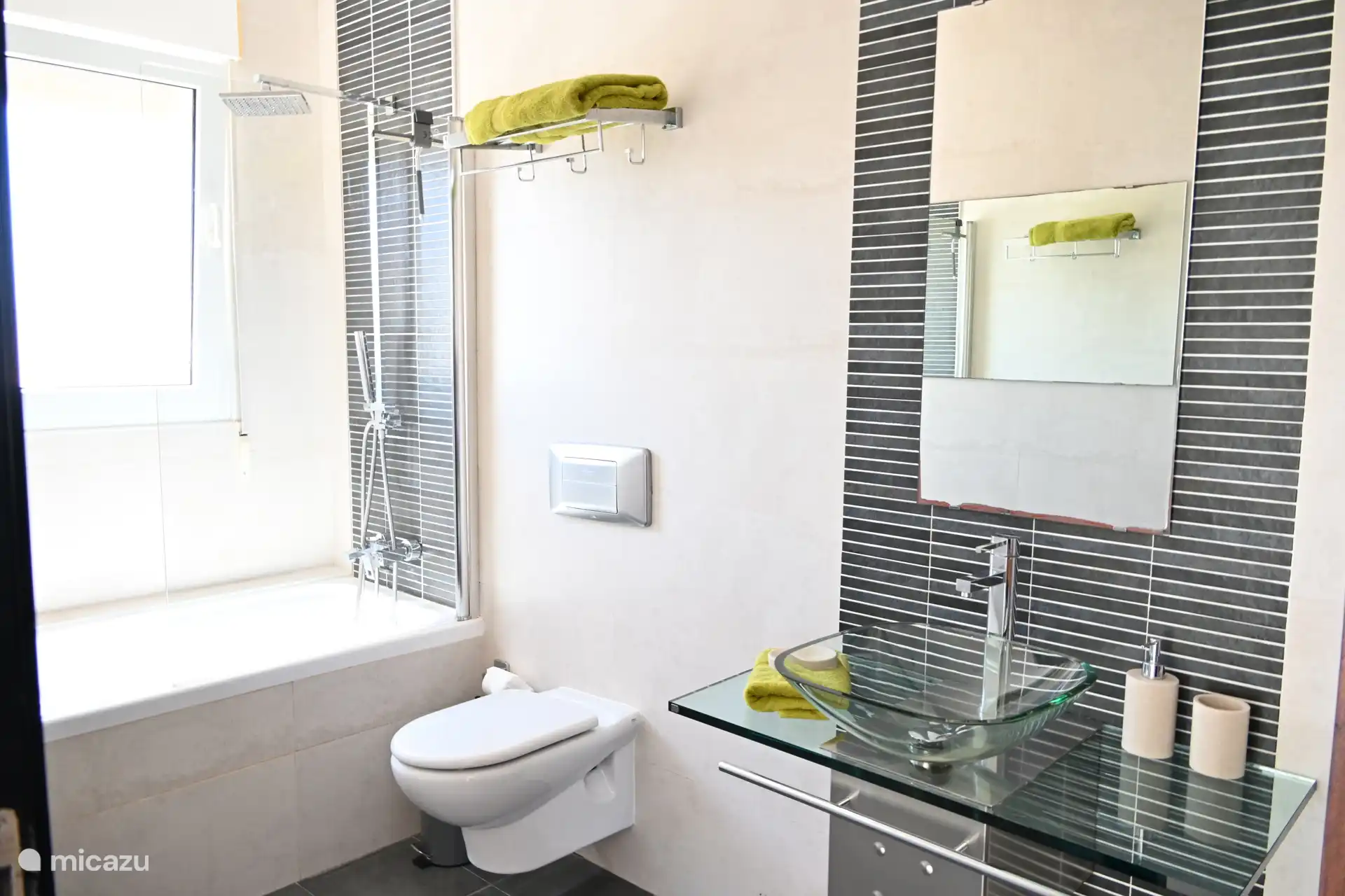 Dormitorio del baño en la primera planta