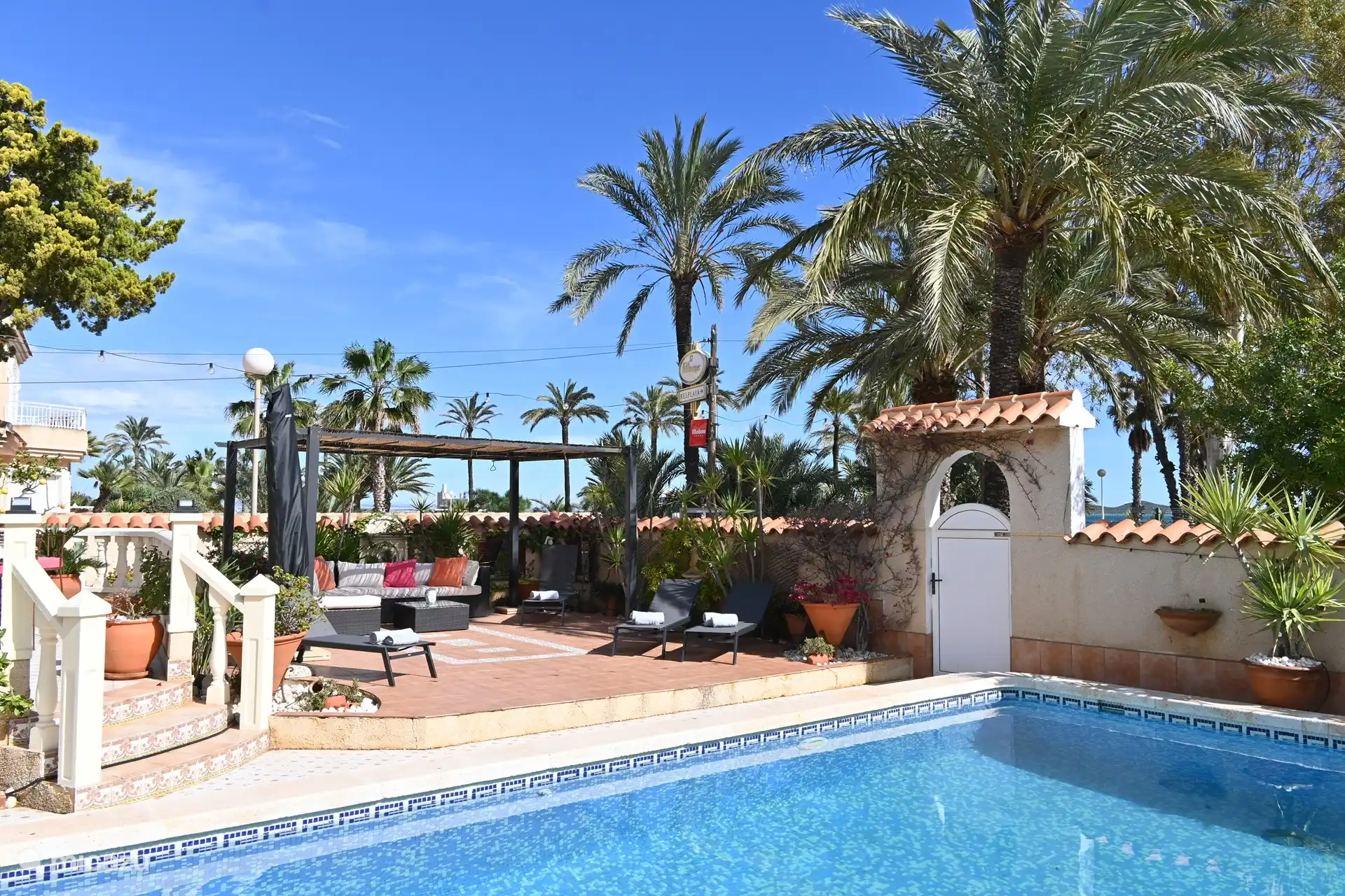 Entspannen Sie sich auf der Terrasse