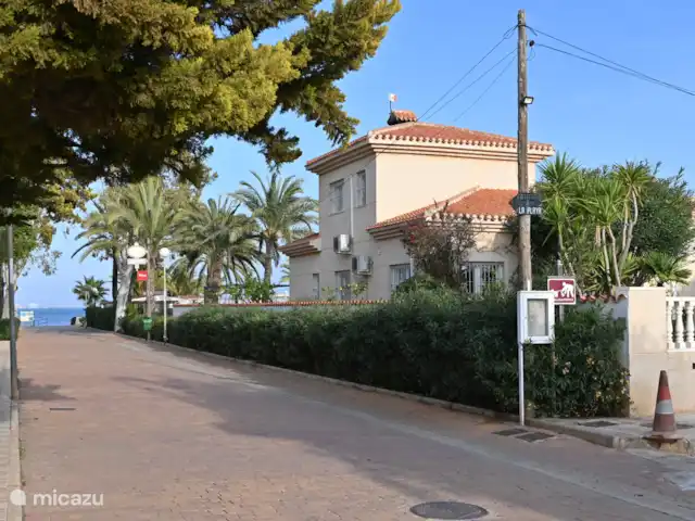 Villa La Mariposa huren in Spanje, Costa Cálida, Los Urrutias - villa aanzicht huis vanuit de straat (geen verkeer toegestaan, voetgangers gebied)