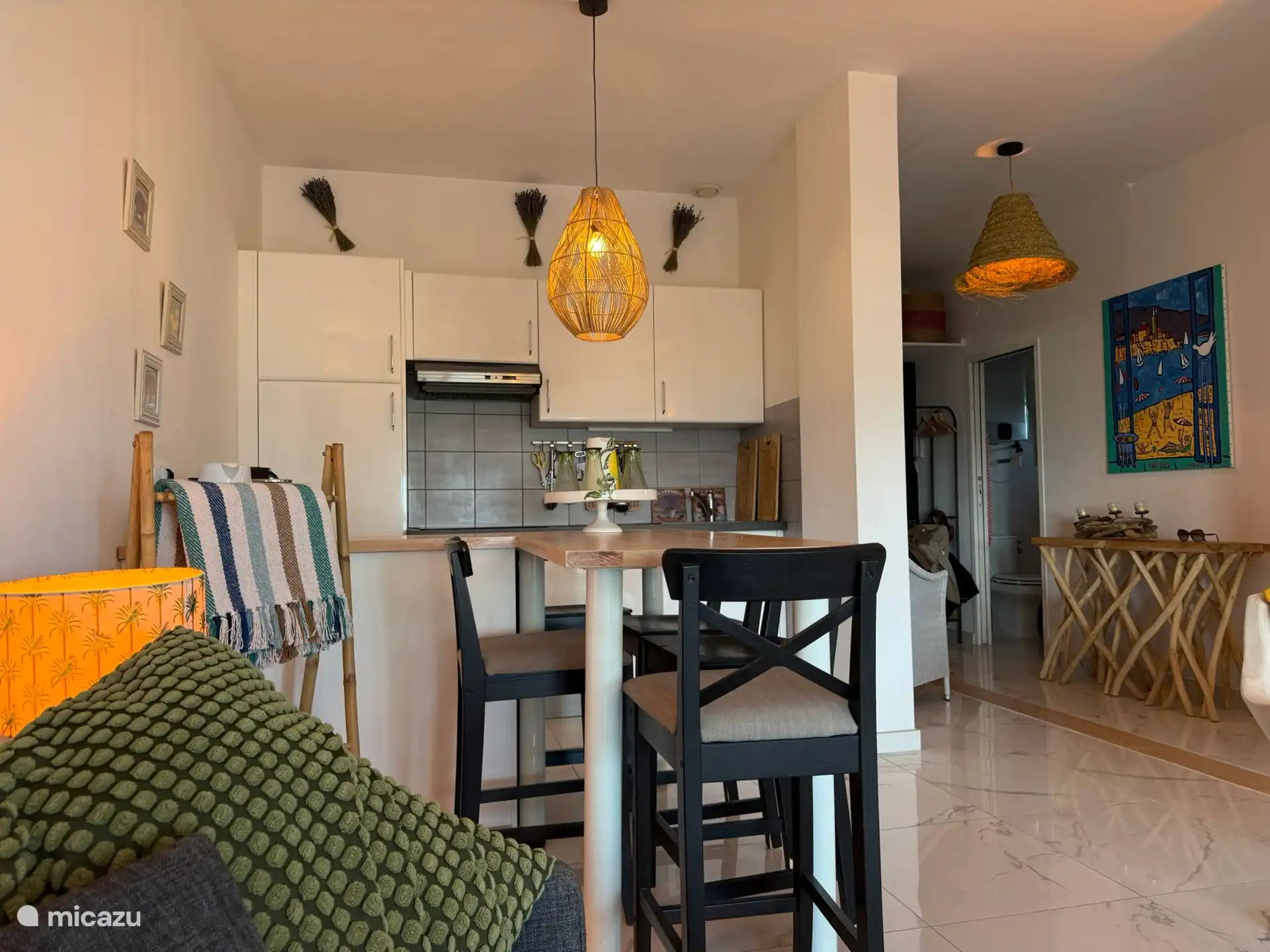 kitchen with large hall with 2 bathrooms and 2 bedrooms 