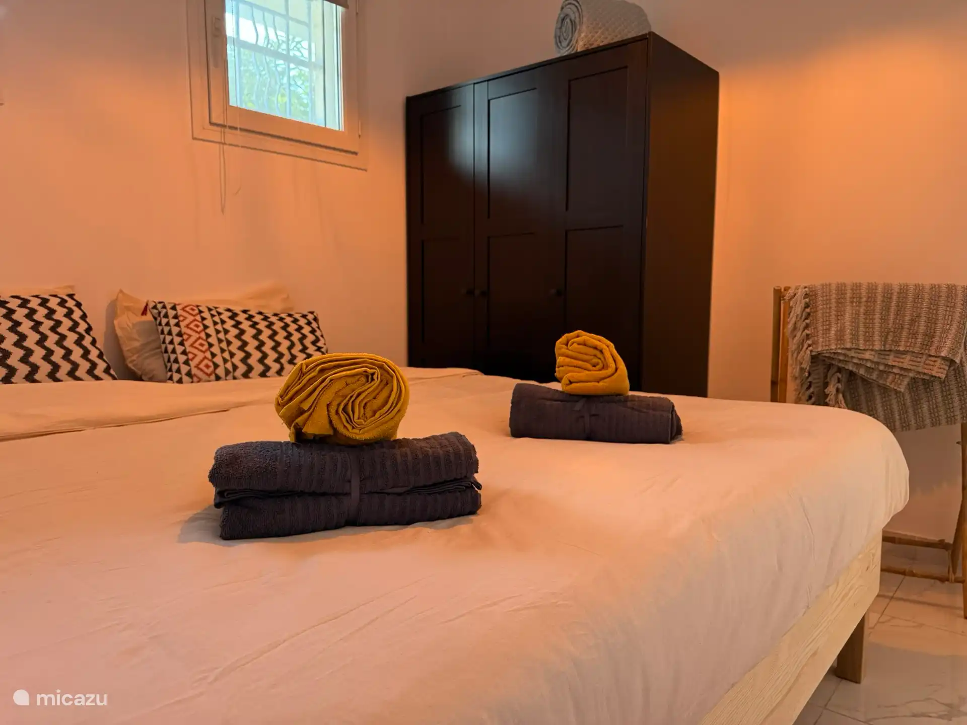 2nd bedroom with large closet