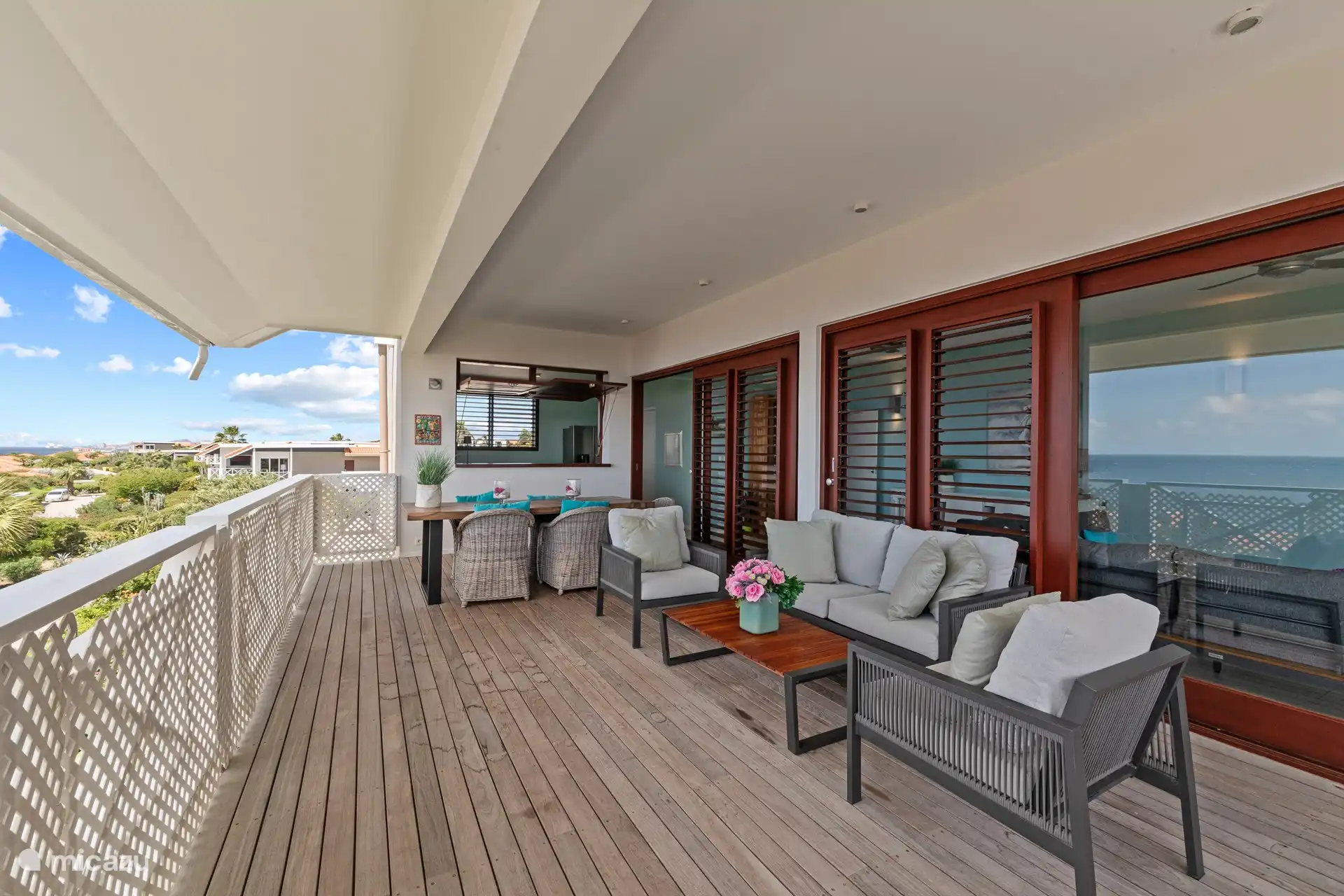 Terrasse mit schönem Meerblick