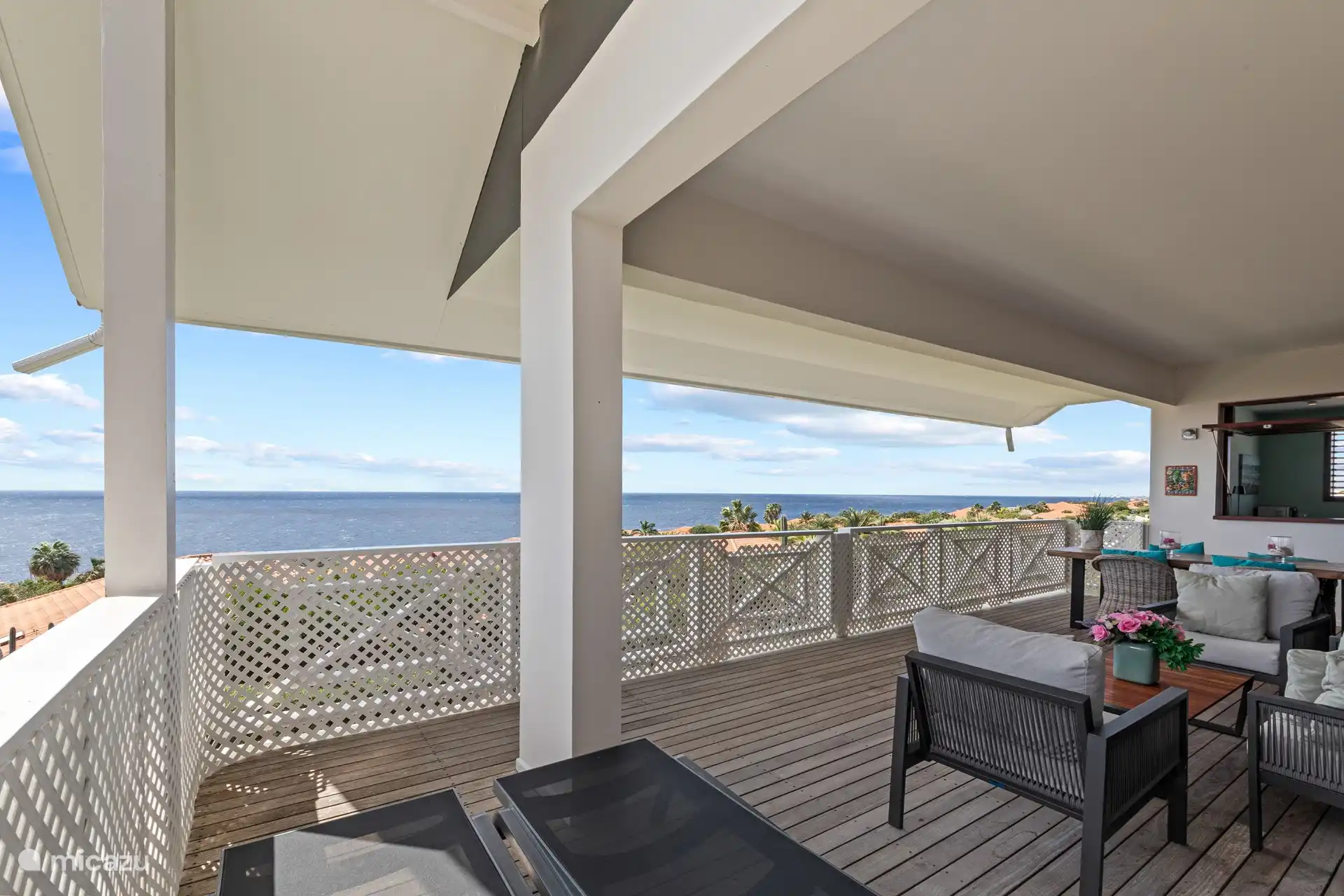 Terrasse mit schönem Meerblick