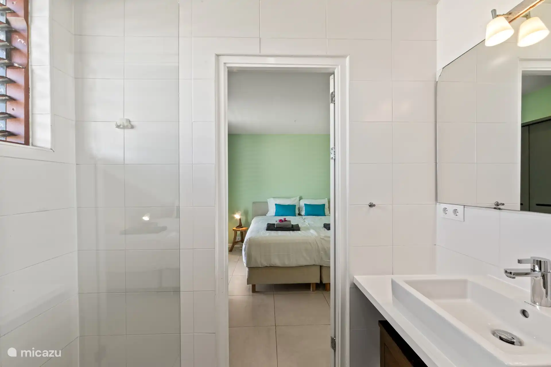 Gemeinsames Badezimmer