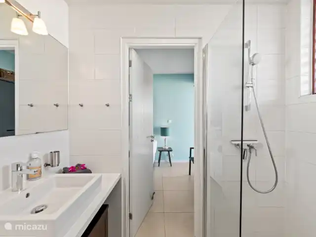 Ocean Breeze 3, BocaGentil huren in Curaçao, Banda Ariba (oost), Jan Thiel - appartement Gezamenlike badkamer