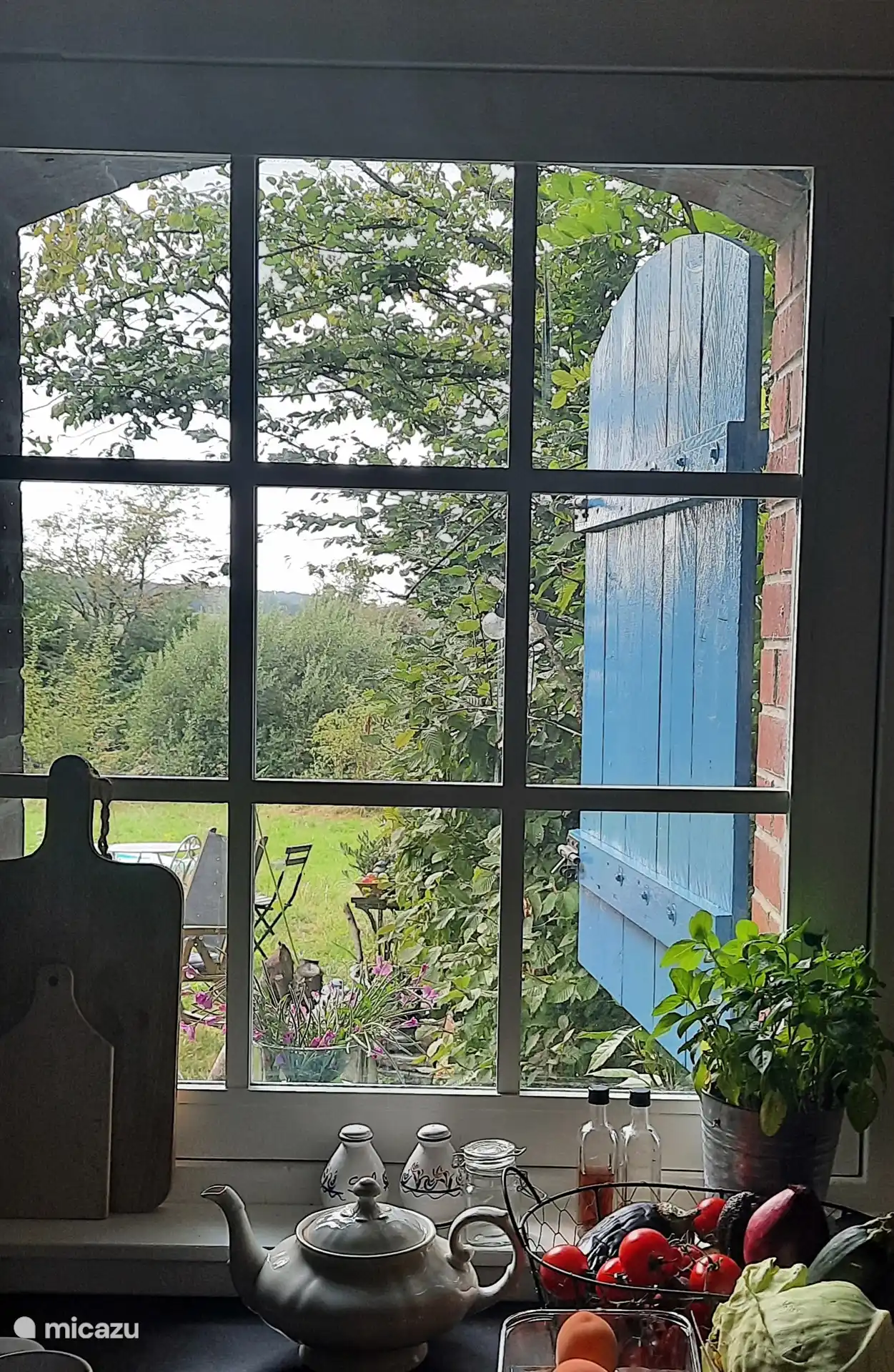 uitzicht op t westen vanuit de keuken