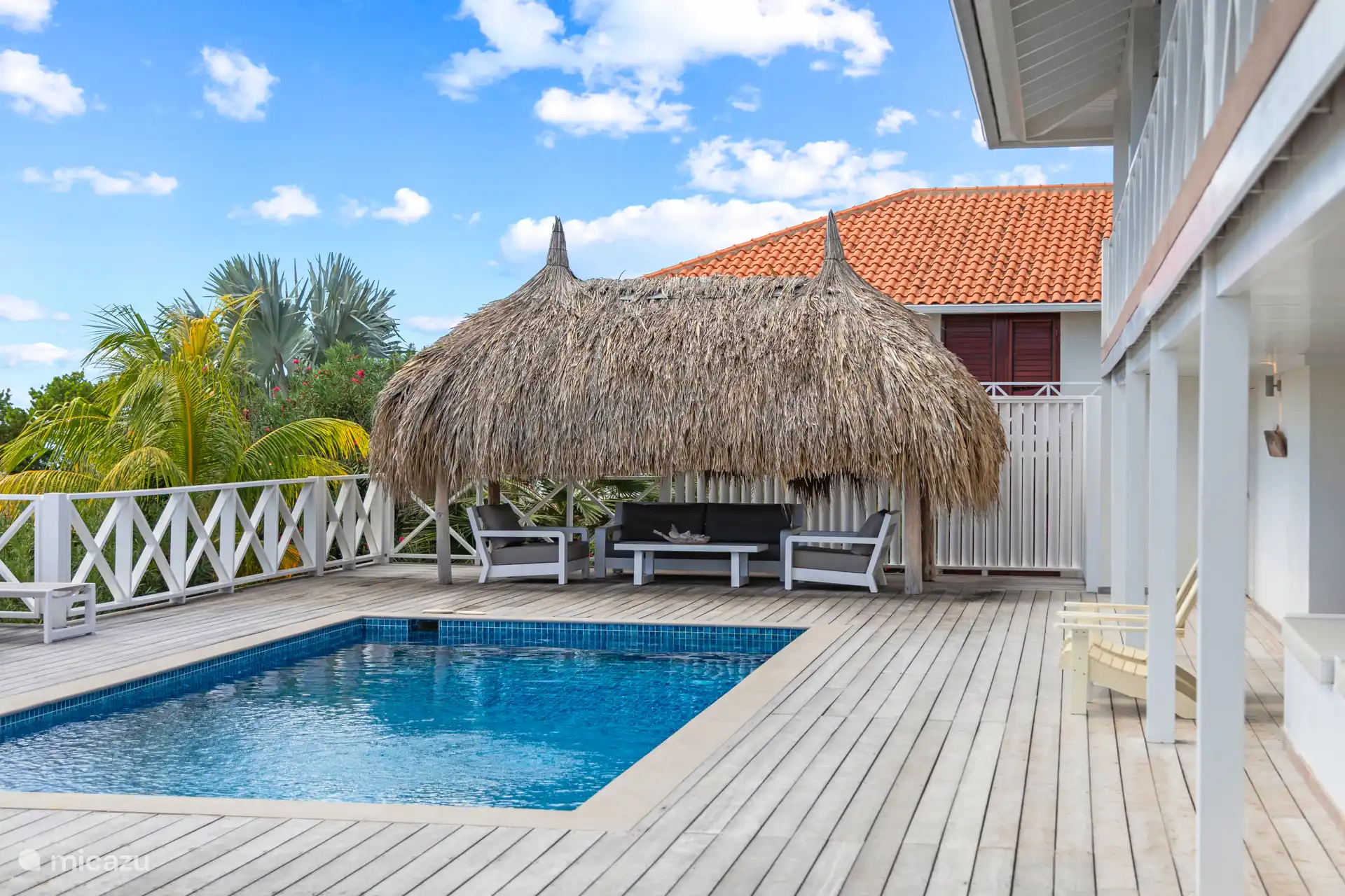 Palapa with lounge area