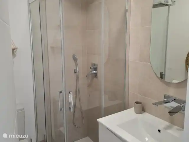 Location de Vacances Espagne, Costa Blanca, San Miguel de Salinas, appartement - Casa Eduardo Salle de bain douche standard