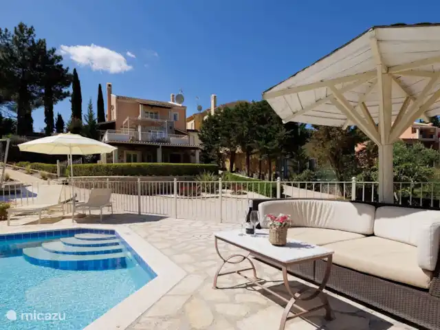 Villa Casa San Nicolás con Piscina en Grecia, Corfú, Dassia - villa