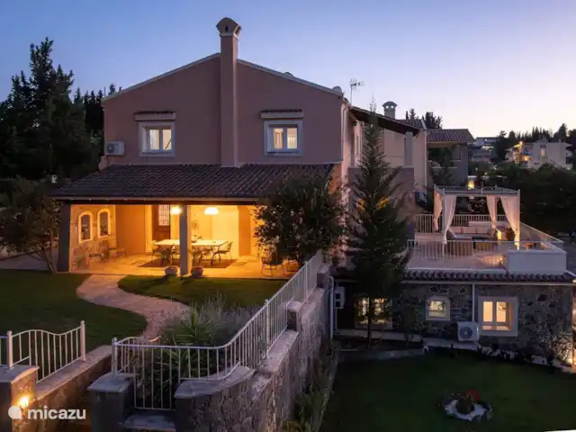 Villa Casa San Nicolás con Piscina en Grecia, Corfú, Dassia - villa