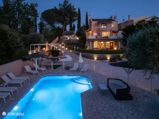 Villa Casa San Nicolás con Piscina en Grecia, Corfú, Dassia - villa