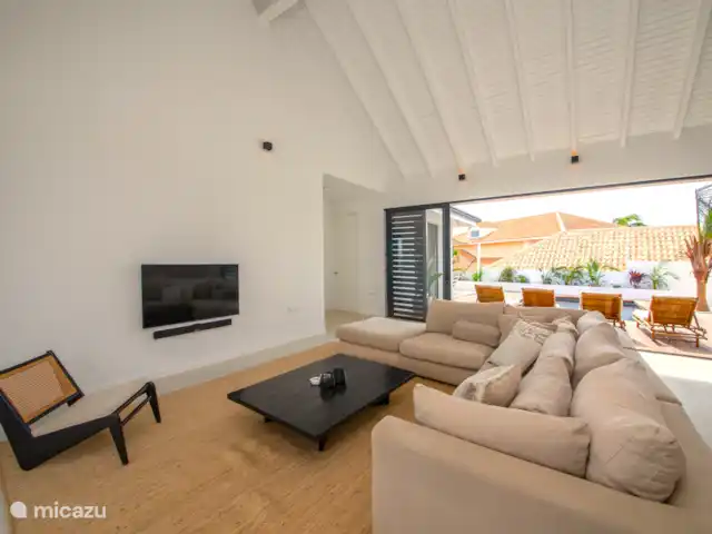 Villa Encanto del Agua | Curaçao, Banda Ariba (est), Jan Thiel - appartement Beau salon avec canapé confortable
