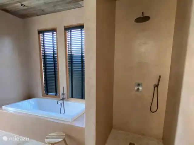 Villa Bambu Bliss, Jan Thiel huren in Curaçao, Banda Ariba (oost), Jan Thiel - villa Badkamer